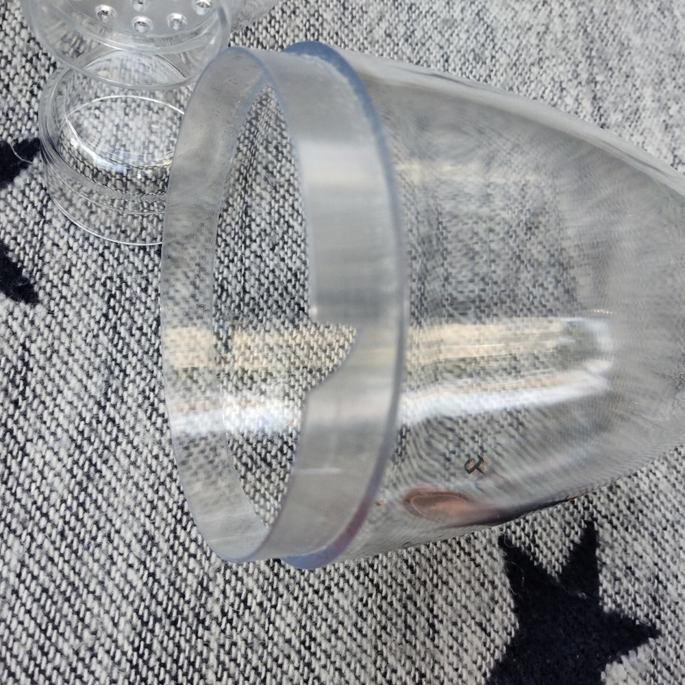 TWO Fineline Quenchers 7 oz. Clear Plastic Cocktail Shakers NWOT - Picture 7 of 11